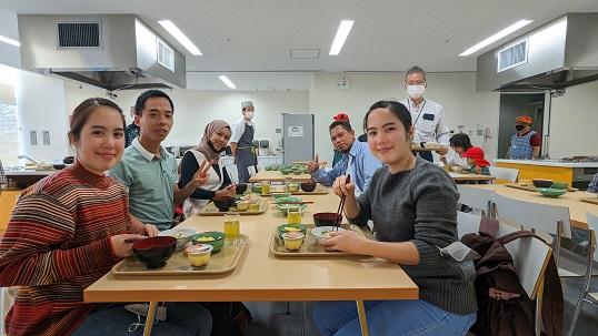 たけのこご飯食事